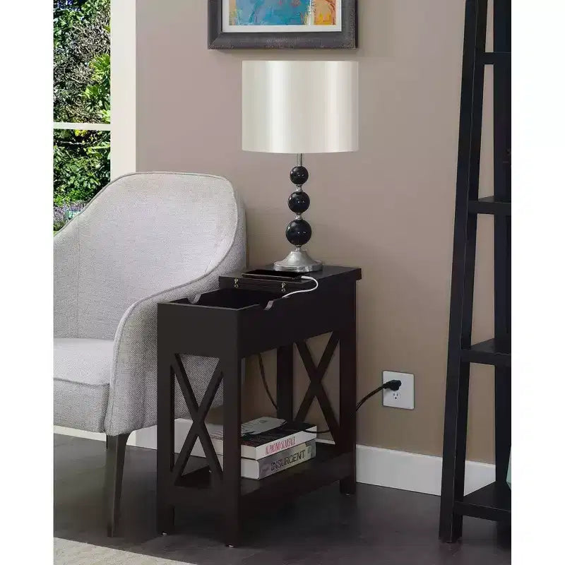 Oxford Flip Top End Table with Charging Station